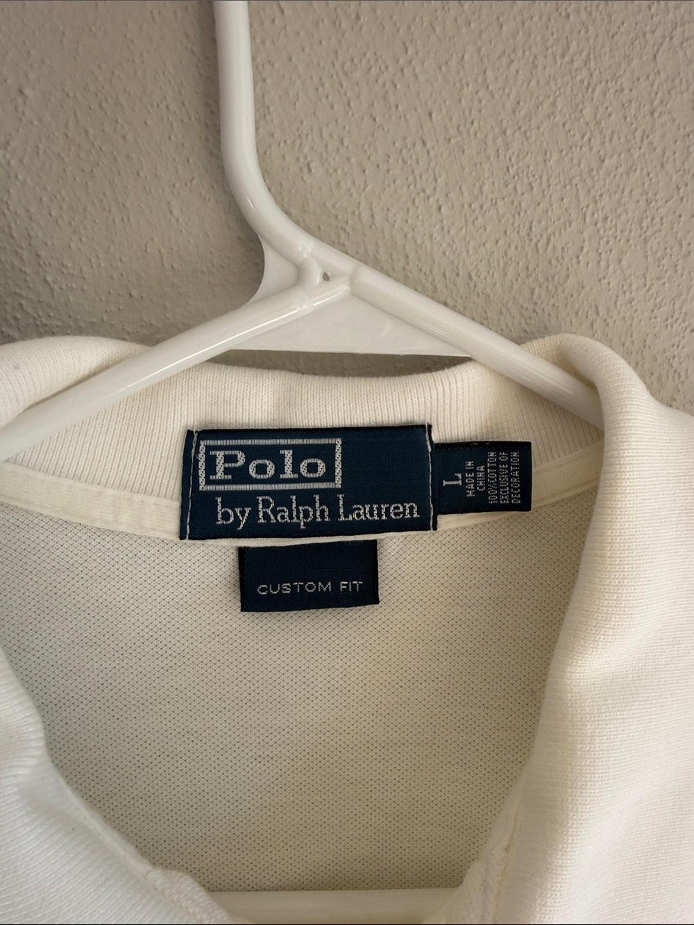 Polo by Ralph Lauren White Polo with Navy Crest Monogram - Picture 2 of 4